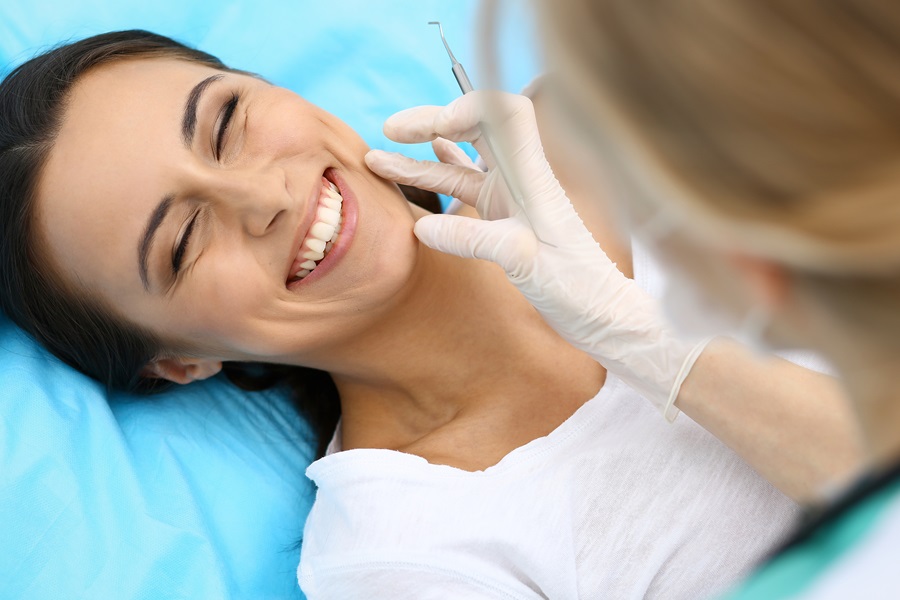 Maintaining Oral Health: The Importance of Regular Dental Cleanings
