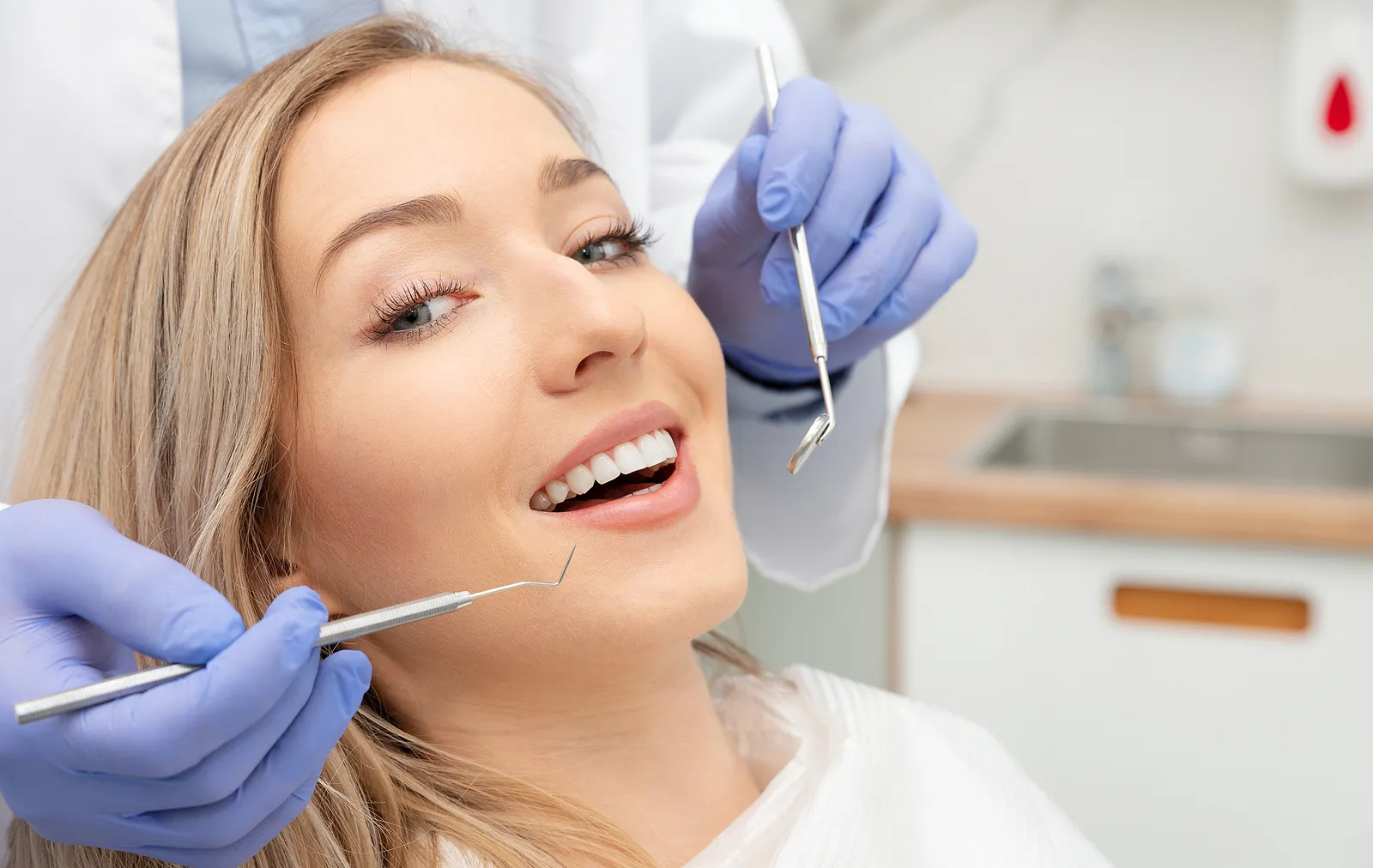Twice a Year to a Healthier Smile: Discover the Importance of Regular Dental Cleanings
